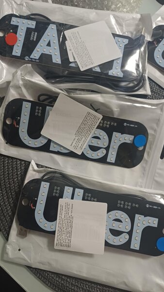 Reclama luminoasa led uber